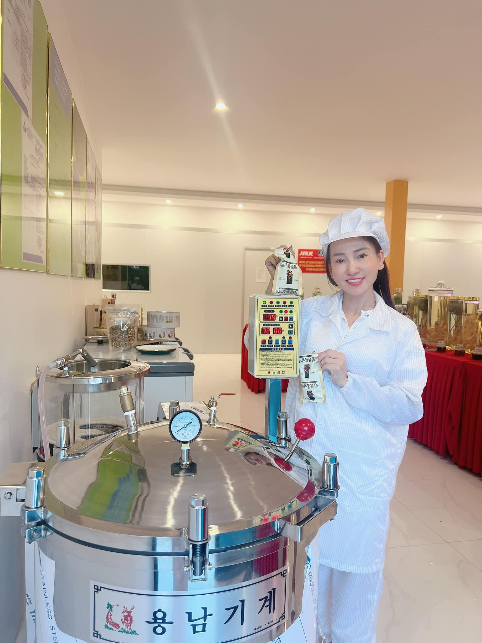 Công ty TNHH Nông Lâm Nghiệp ứng dụng CNC Bình Xuyên triển khai nghiên cứu và ứng dụng sản xuất nước hồng sâm Hàn Quốc. tại Bình Xuyên – Phú Thọ